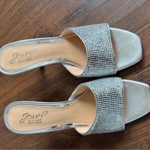 Jewel Badgley Mischka Silver Women's Sandals